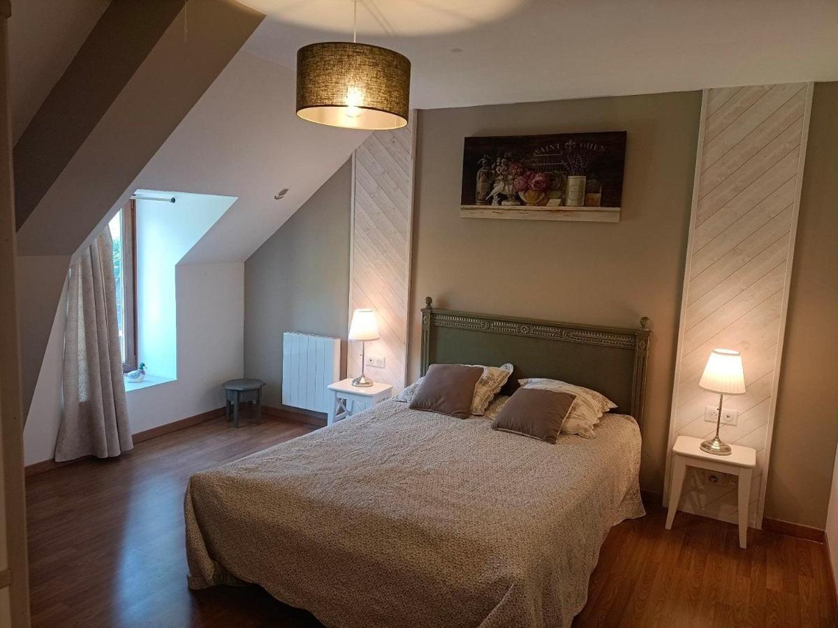 Cahagnes Le Moulin De Benneville Chambres D'Hotes, Petit Dejeuner Compris מראה חיצוני תמונה